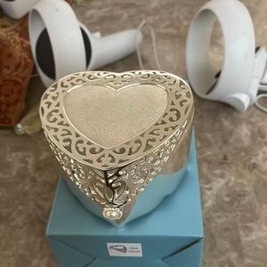 - Things remembered jewelry box